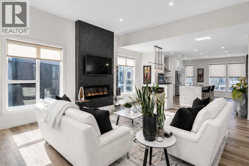 244 Sovereign Common SW — photo 10