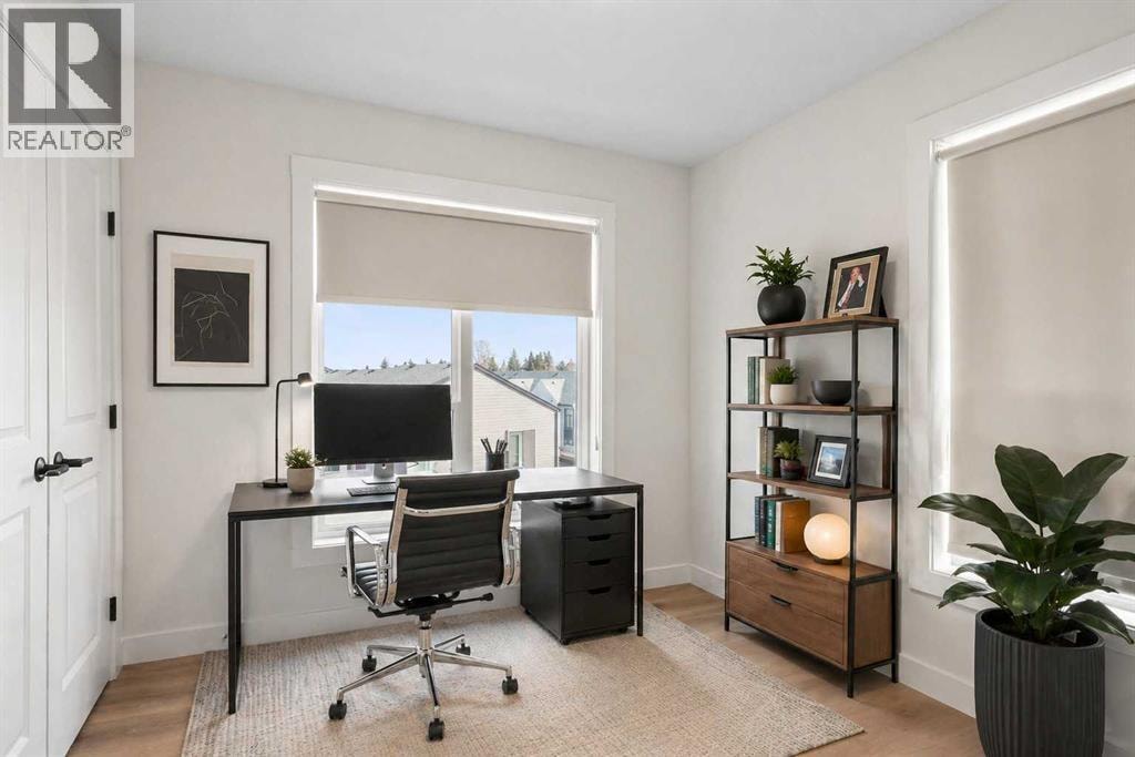 244 Sovereign Common SW — photo 26