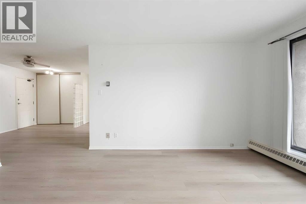 408, 924 14 Avenue SW — photo 11