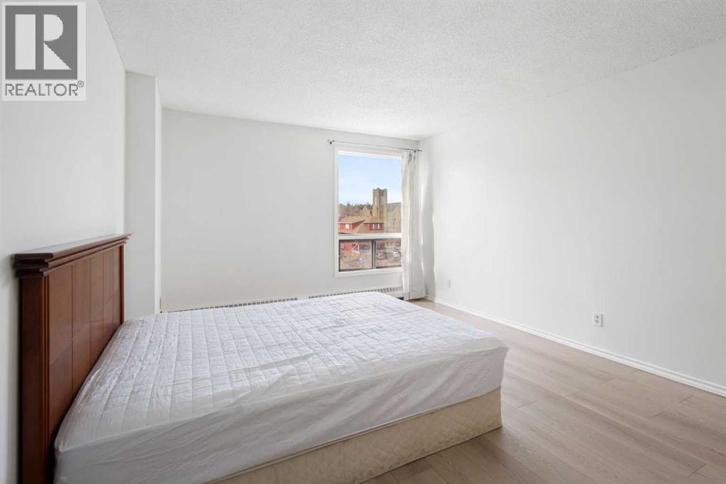 408, 924 14 Avenue SW — photo 17