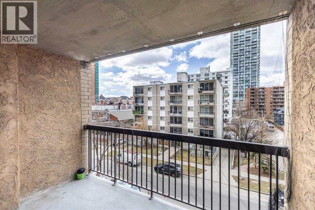 408, 924 14 Avenue SW — photo 23
