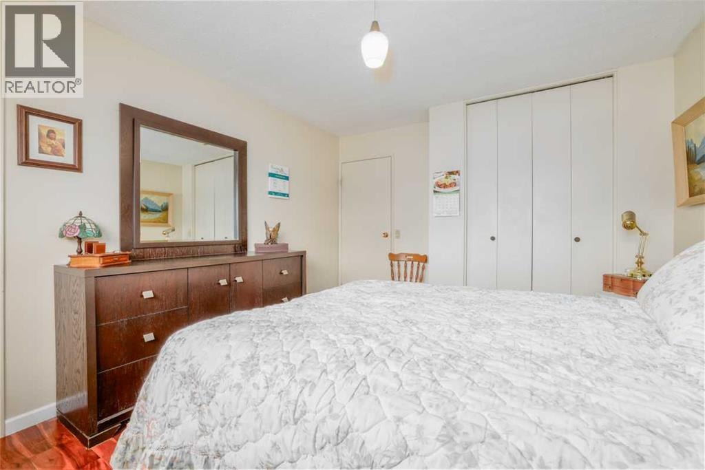 6023 MADDOCK Drive NE — photo 15