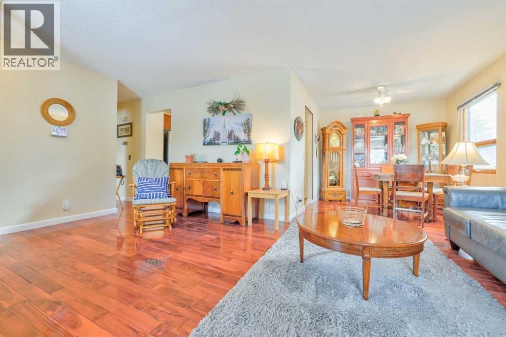 6023 MADDOCK Drive NE — photo 7