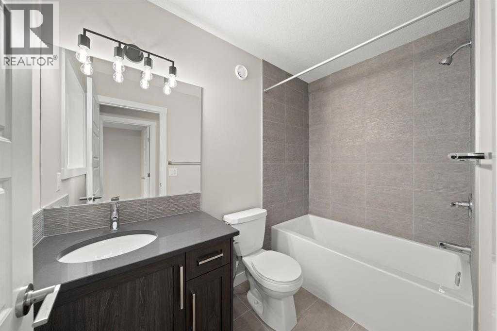 131 Ambleridge Street NW — photo 8