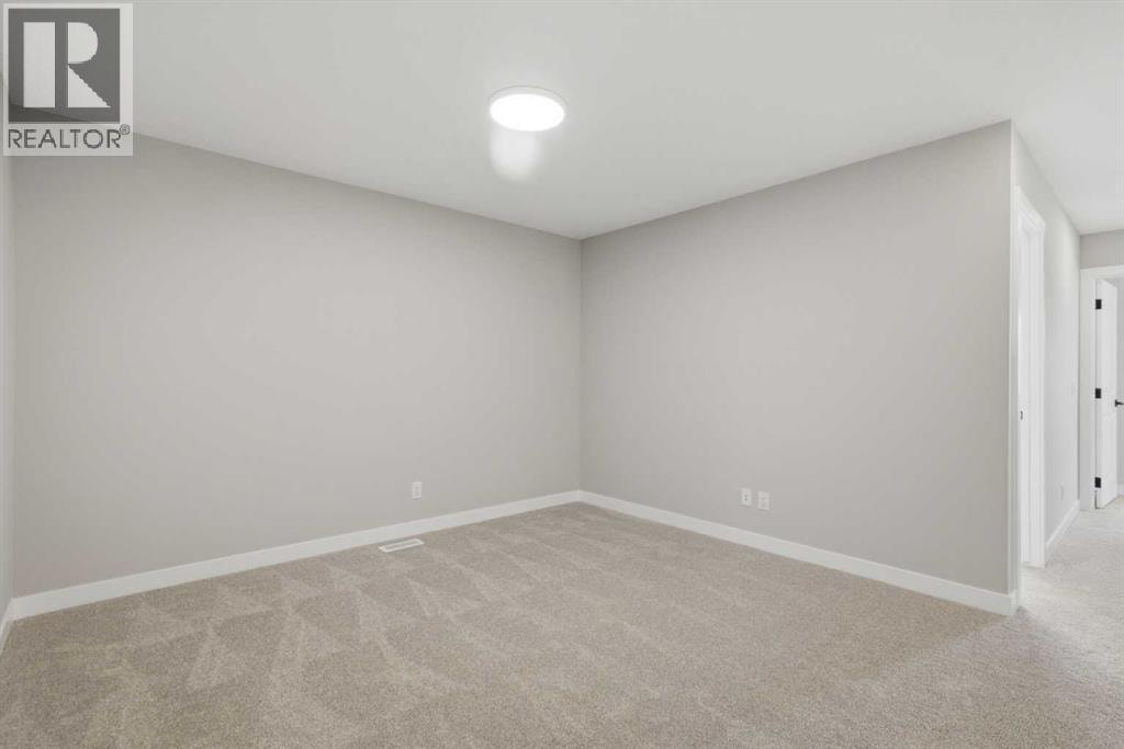 139 Belvedere Crescent SE — photo 23