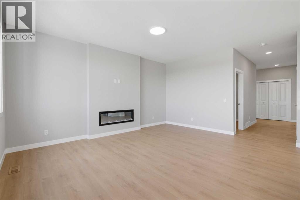 139 Belvedere Crescent SE — photo 6