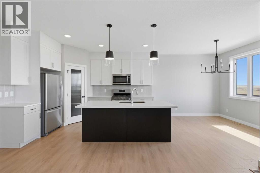 139 Belvedere Crescent SE — photo 9