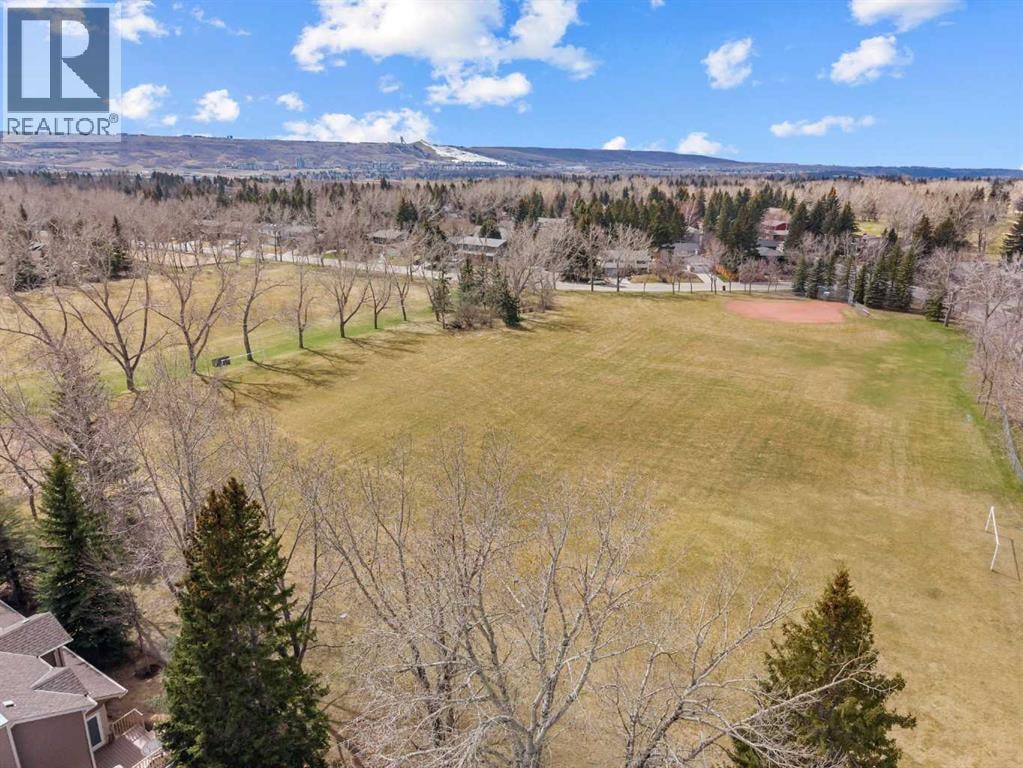 13, 803 Varsity Estates Drive NW — photo 35