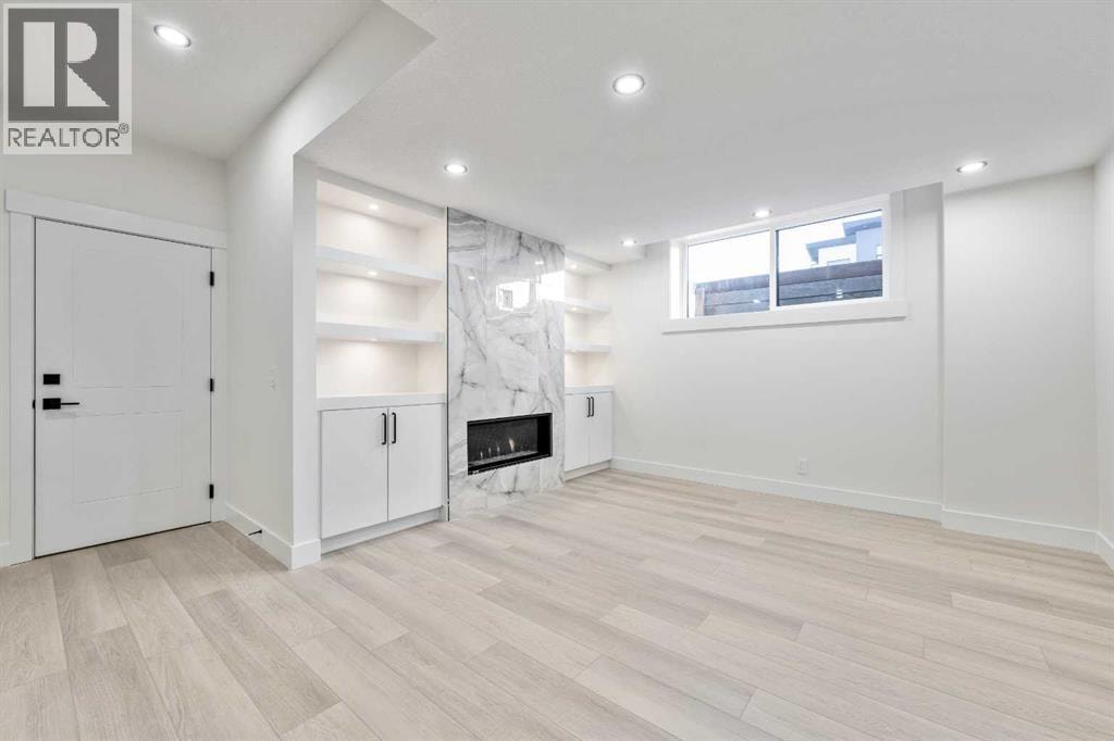 2433 23 Street NW — photo 30