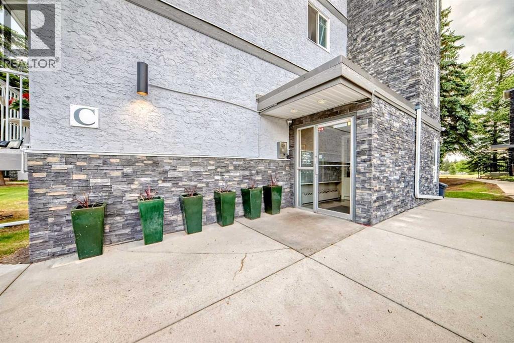 404C, 5601 Dalton Drive NW — photo 4