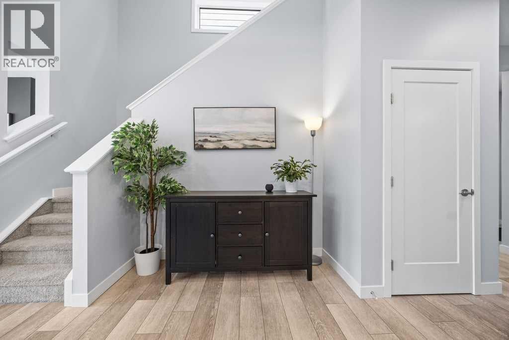 338 Magnolia Way SE — photo 2
