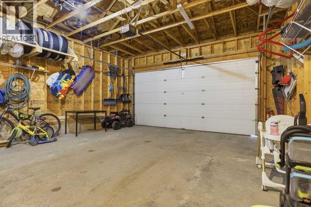 18 Royal Crest Way NW — photo 47