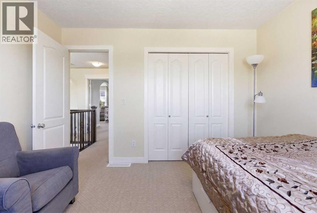 18 Royal Crest Way NW — photo 35