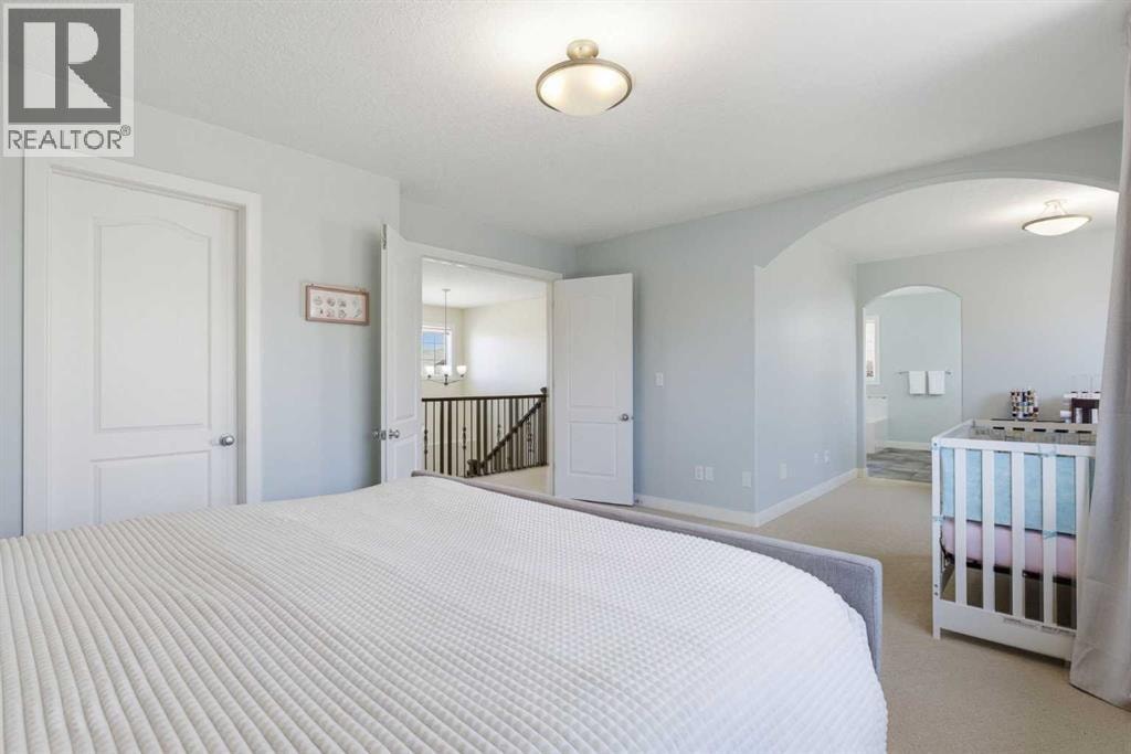 18 Royal Crest Way NW — photo 28