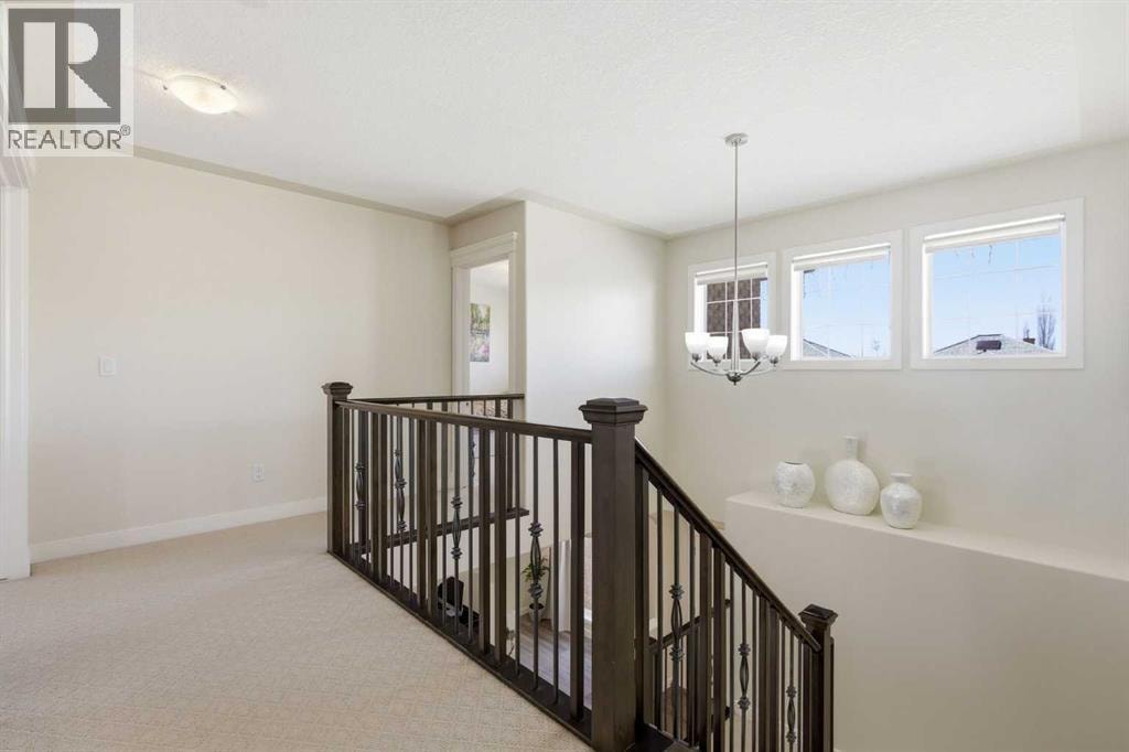 18 Royal Crest Way NW — photo 24
