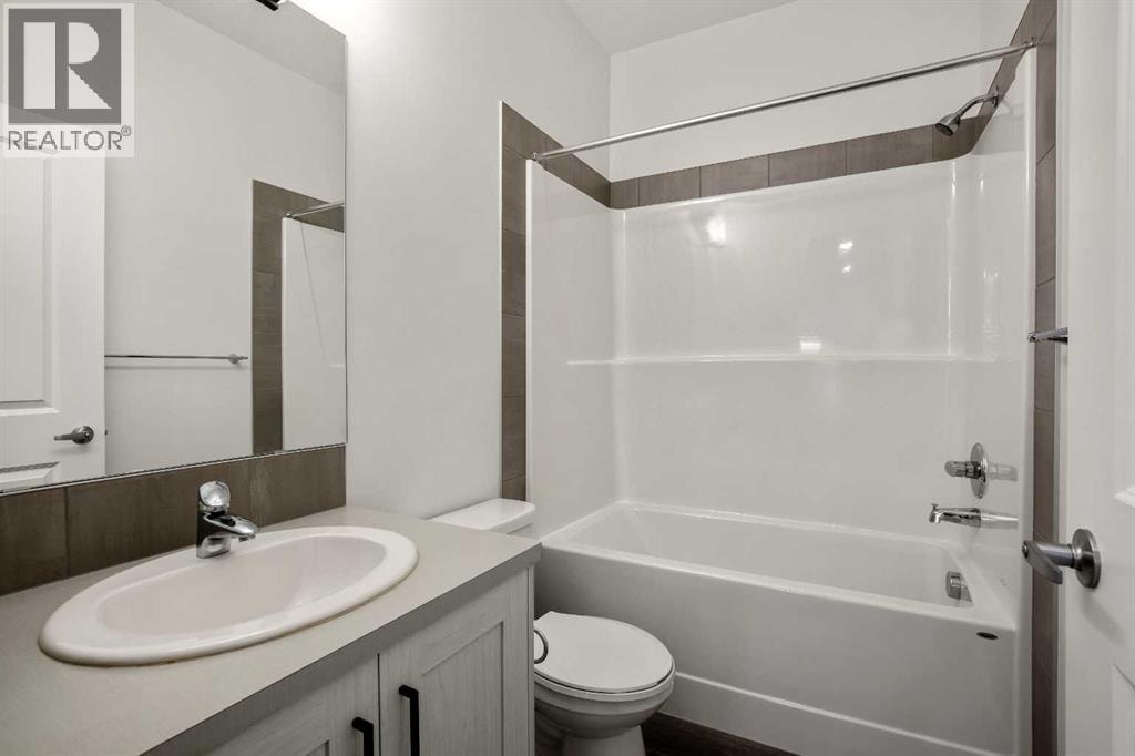 223 Savanna Way NE — photo 5