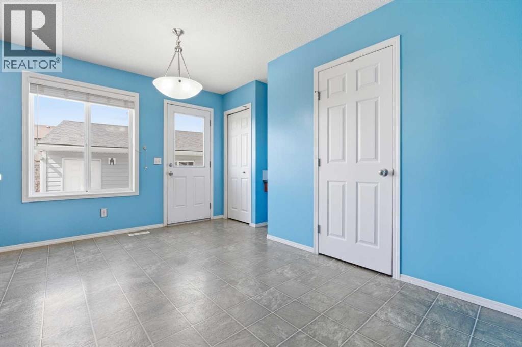 49 Evermeadow Manor SW — photo 10
