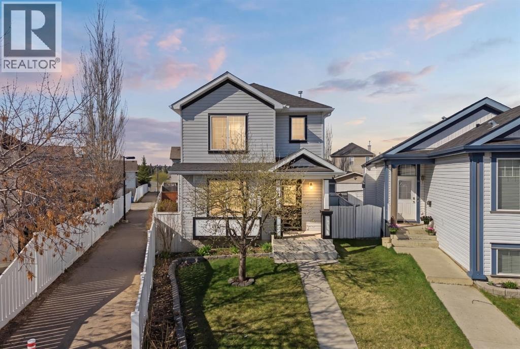 49 Evermeadow Manor SW — photo 1