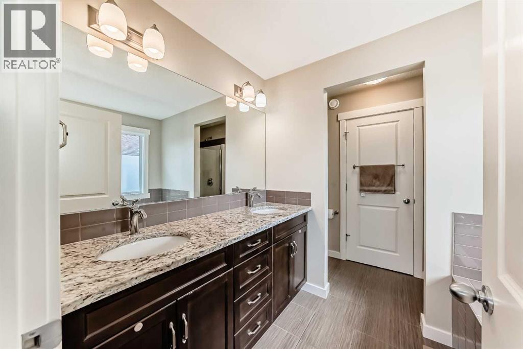210 Stonemere Green — photo 17