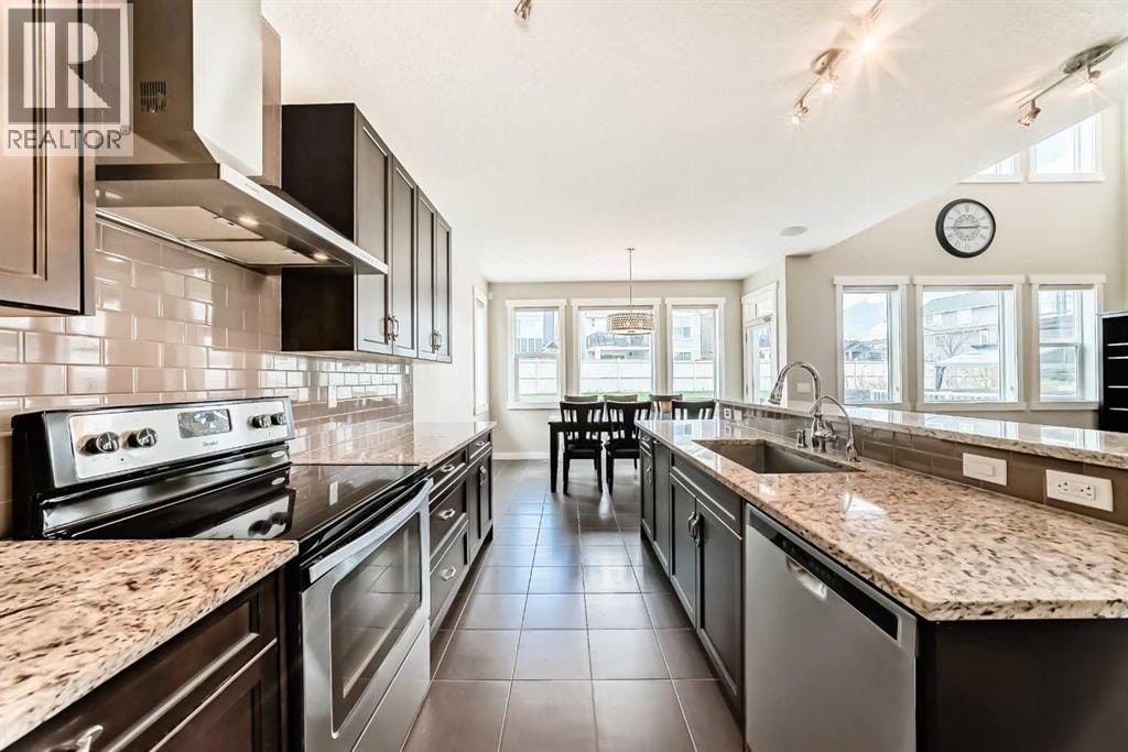 210 Stonemere Green — photo 6