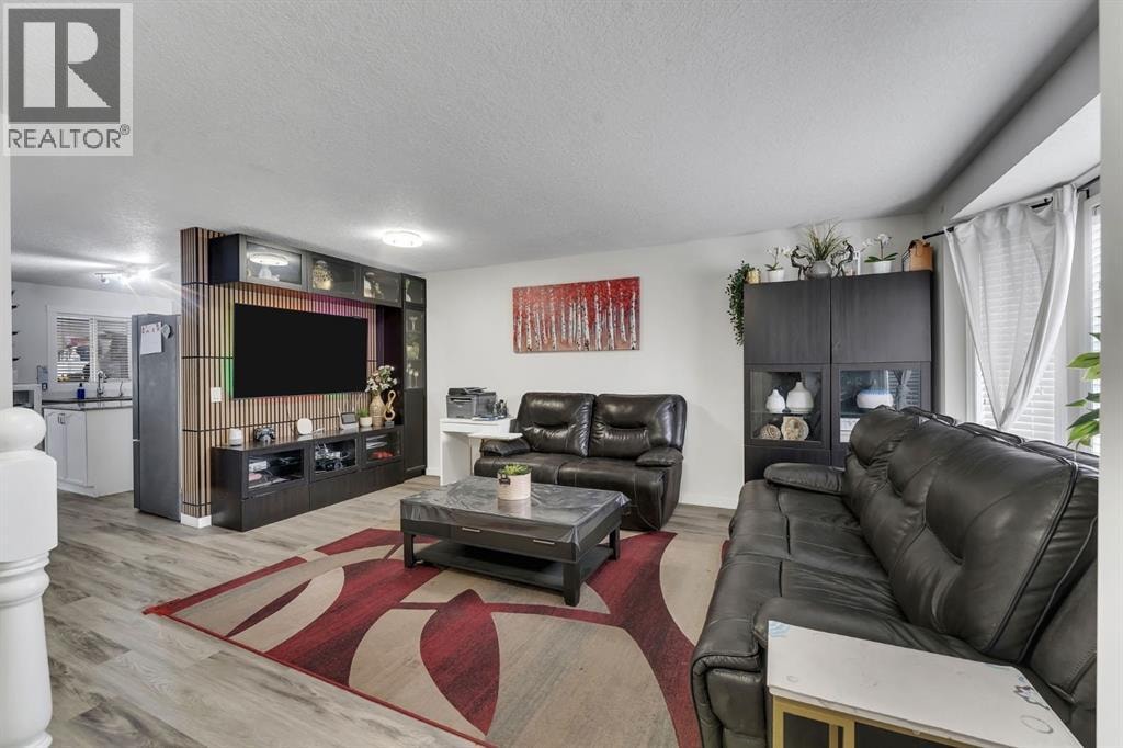 192 Martin Crossing Crescent NE — photo 13