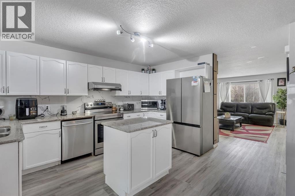 192 Martin Crossing Crescent NE — photo 15