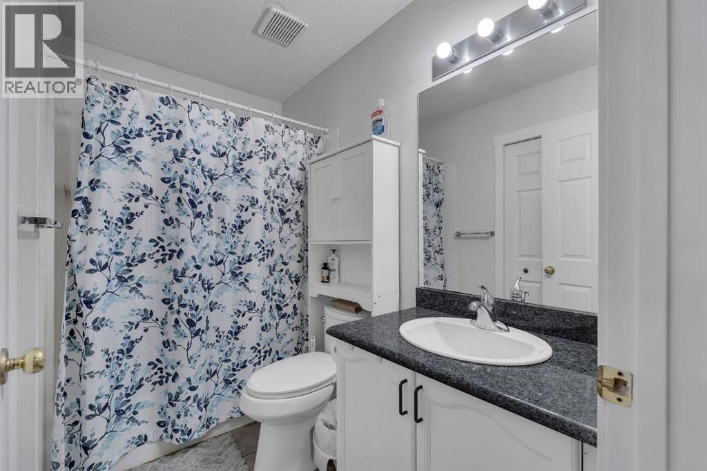 192 Martin Crossing Crescent NE — photo 32