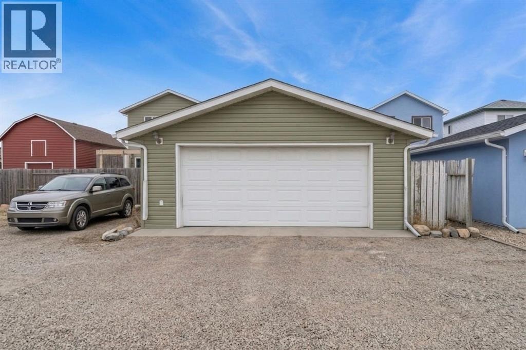 192 Martin Crossing Crescent NE — photo 46