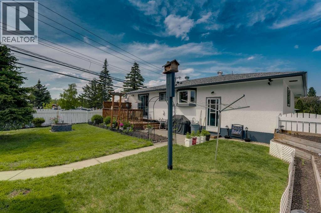 249 Acadia Drive SE — photo 33