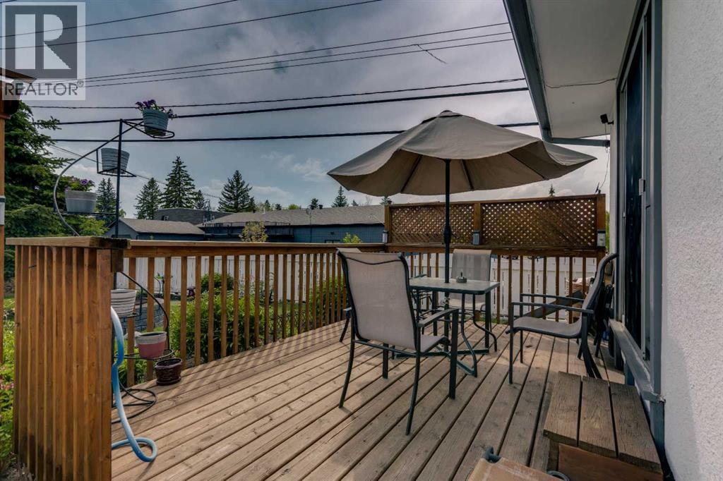 249 Acadia Drive SE — photo 35