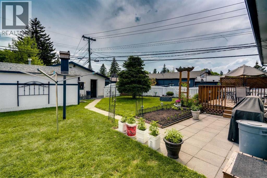 249 Acadia Drive SE — photo 36