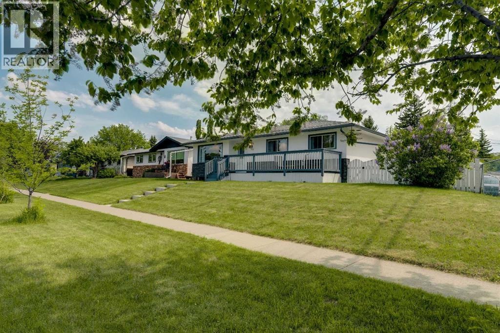 249 Acadia Drive SE — photo 40