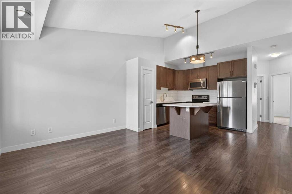 12 Evanscrest Gardens NW — photo 6