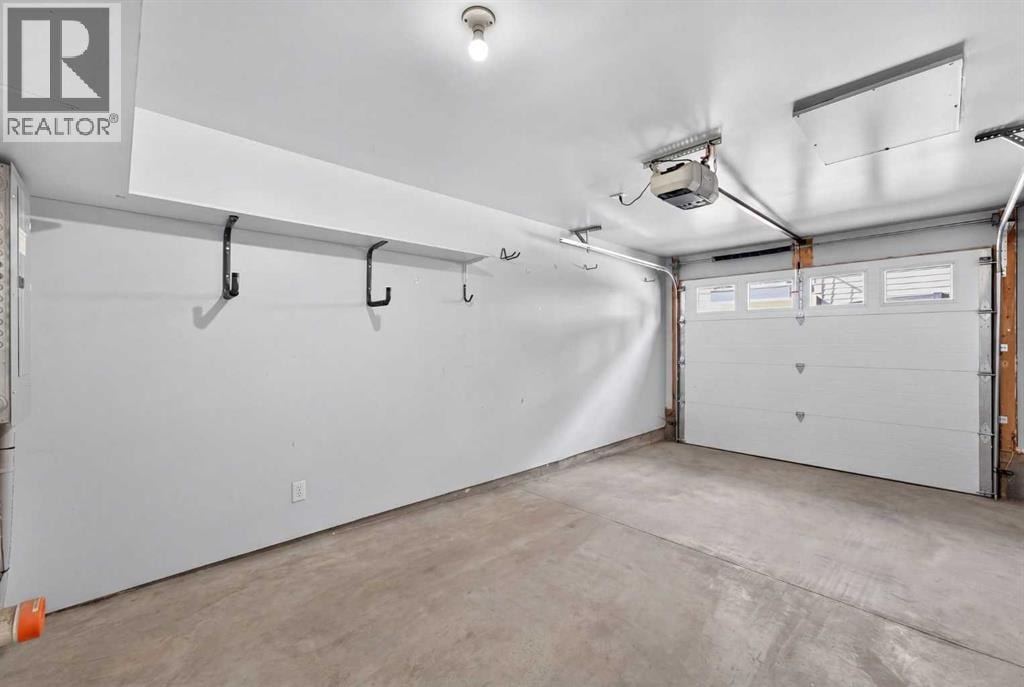 12 Evanscrest Gardens NW — photo 28