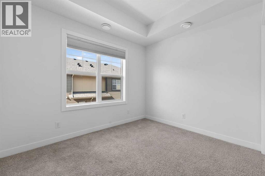 12 Evanscrest Gardens NW — photo 16