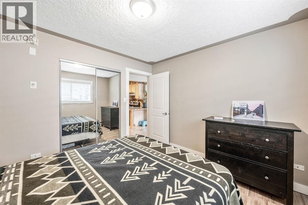 4, 310 22 Avenue SW — photo 8