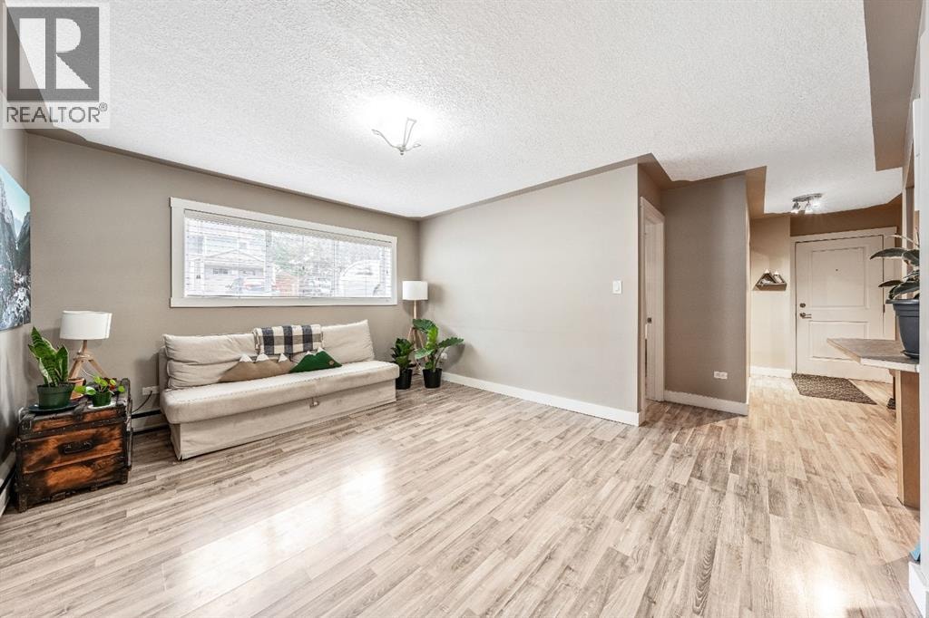 4, 310 22 Avenue SW — photo 10