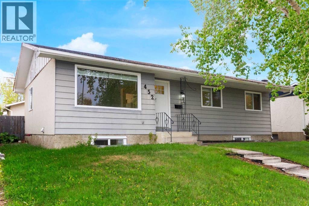 452 Queen Alexandra Way SE