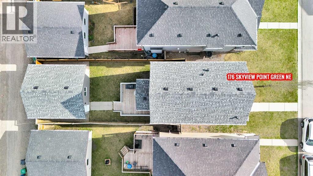 176 Skyview Point Green NE — photo 37