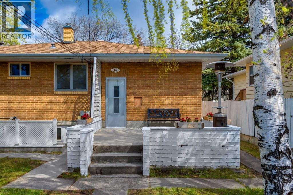 1415 43 Street SW — photo 15