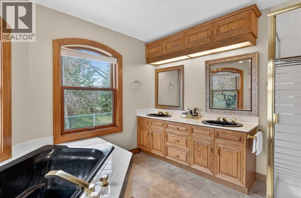935 Shawnee Drive SW — photo 30