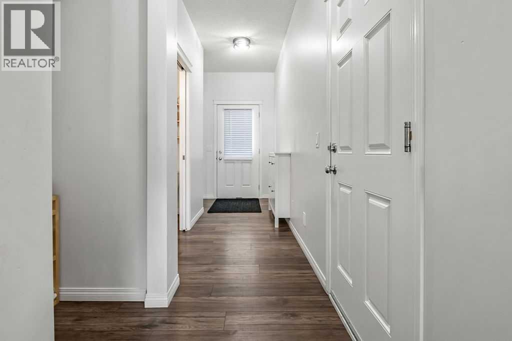 665 Hillcrest Road SW — photo 4