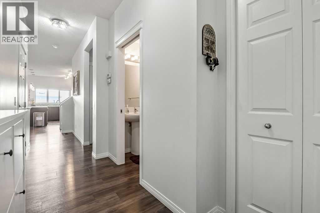 665 Hillcrest Road SW — photo 5