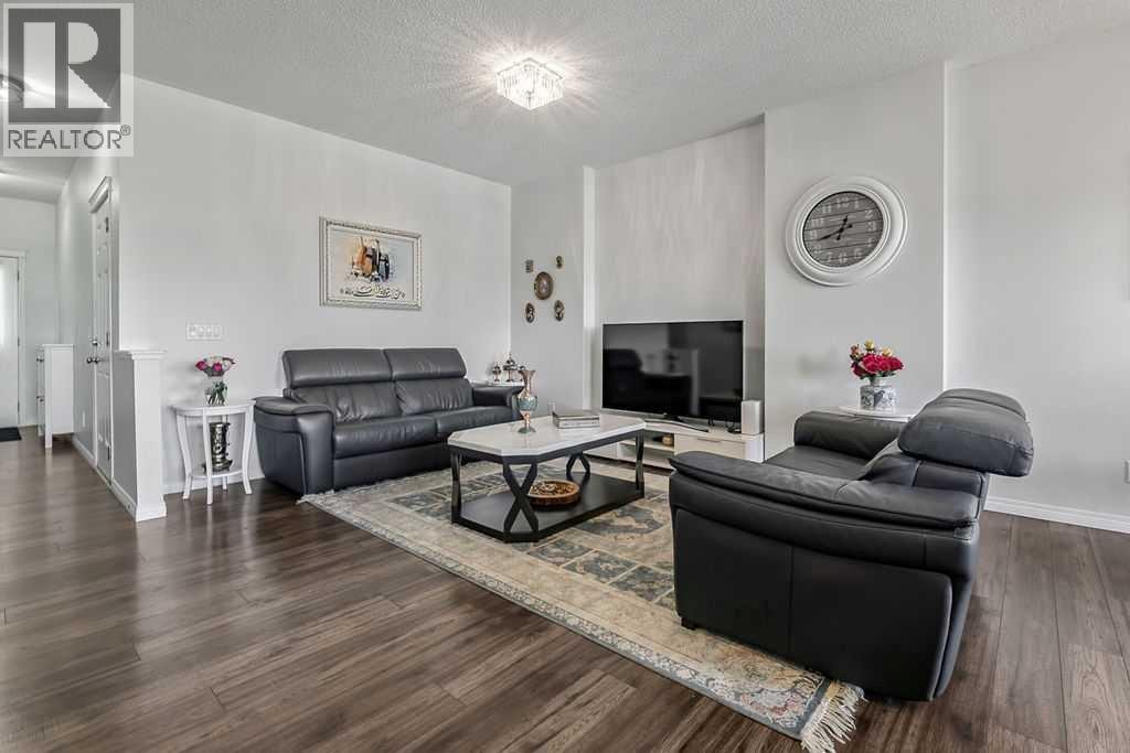 665 Hillcrest Road SW — photo 8