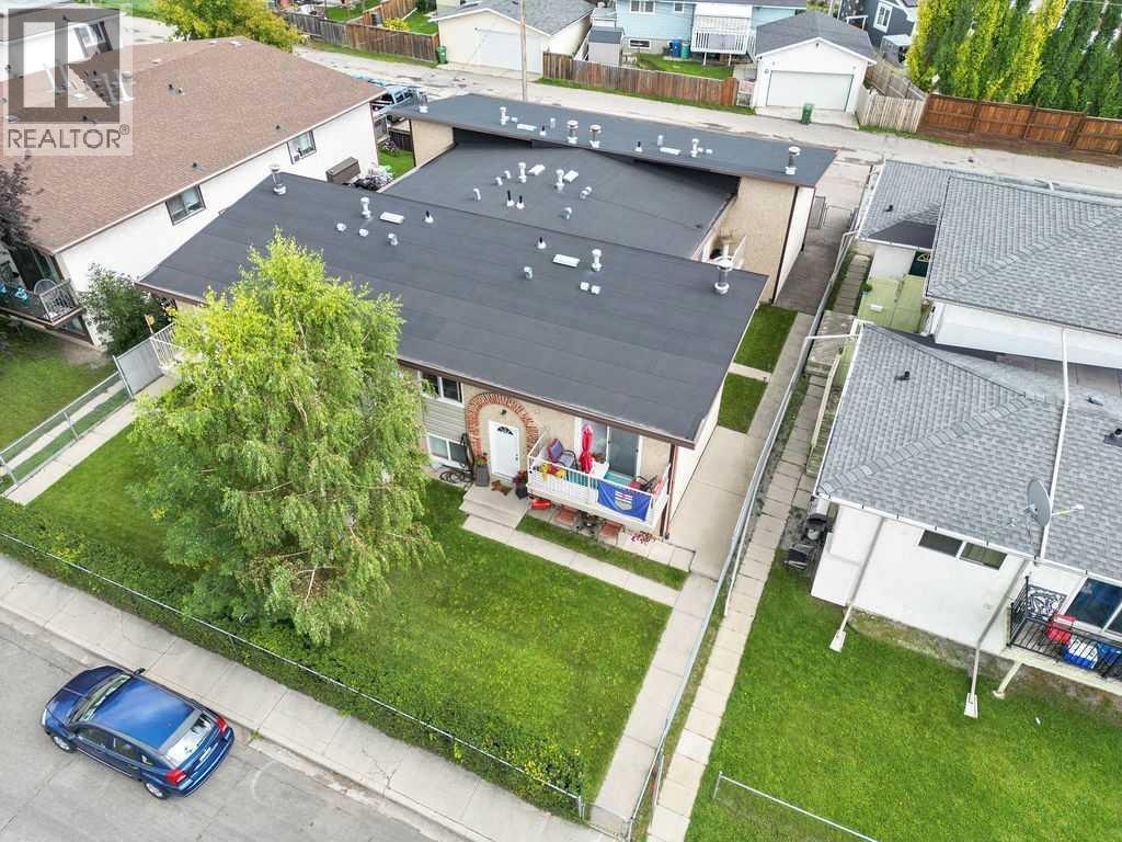 12 Huntley Close NE — photo 3