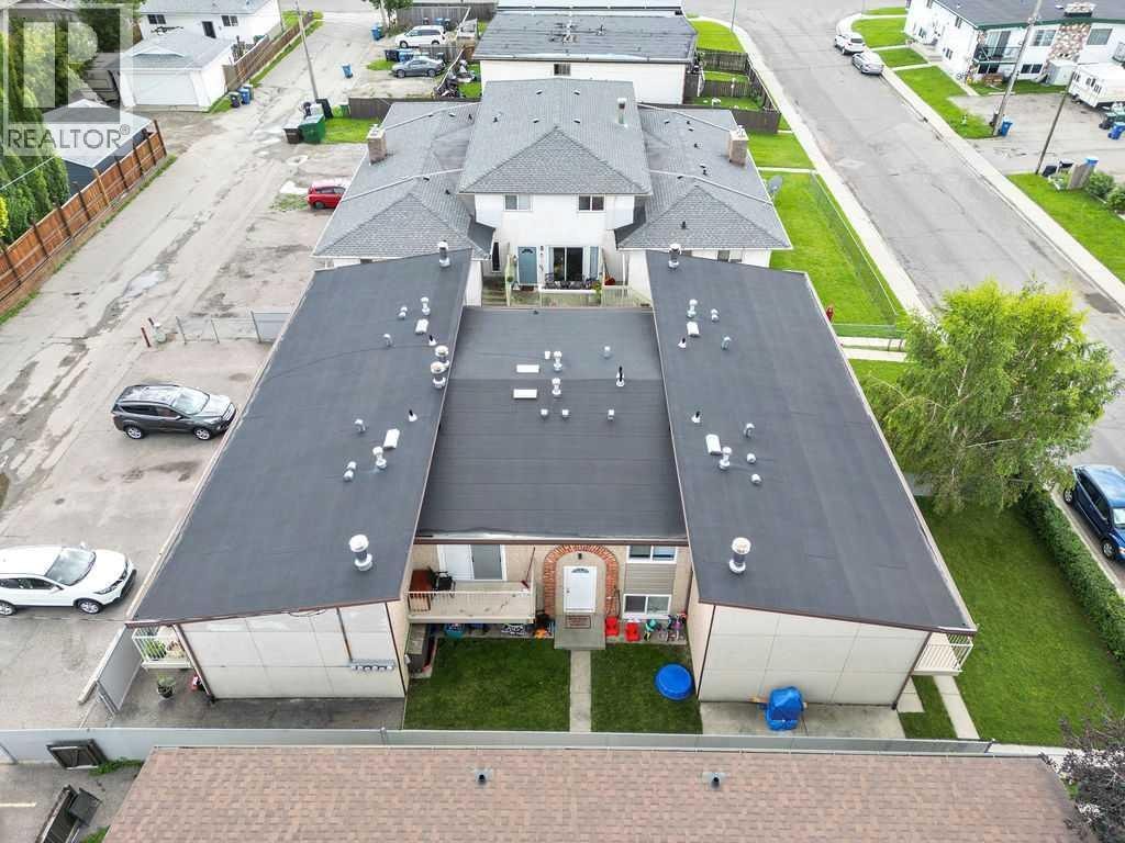 12 Huntley Close NE — photo 6
