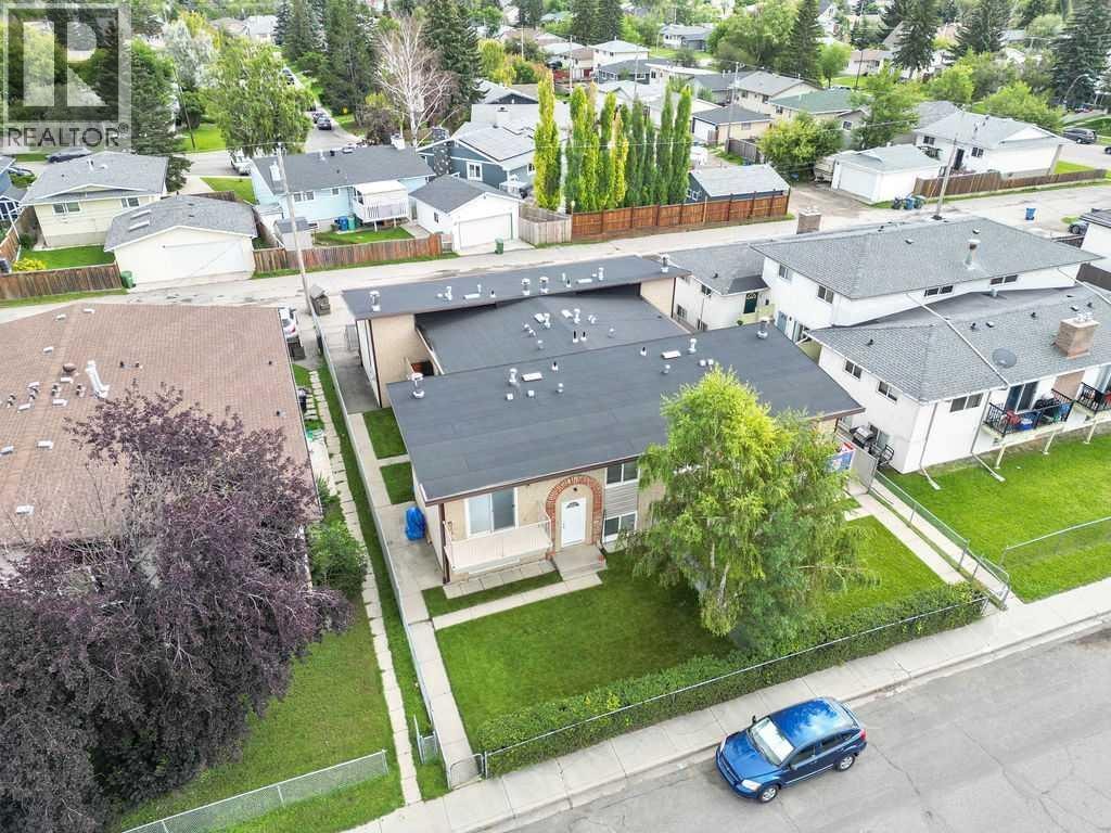 12 Huntley Close NE — photo 4