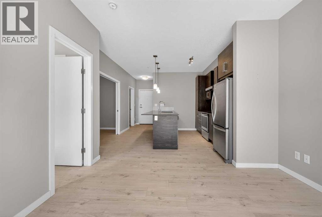 407, 122 Mahogany Centre SE — photo 13