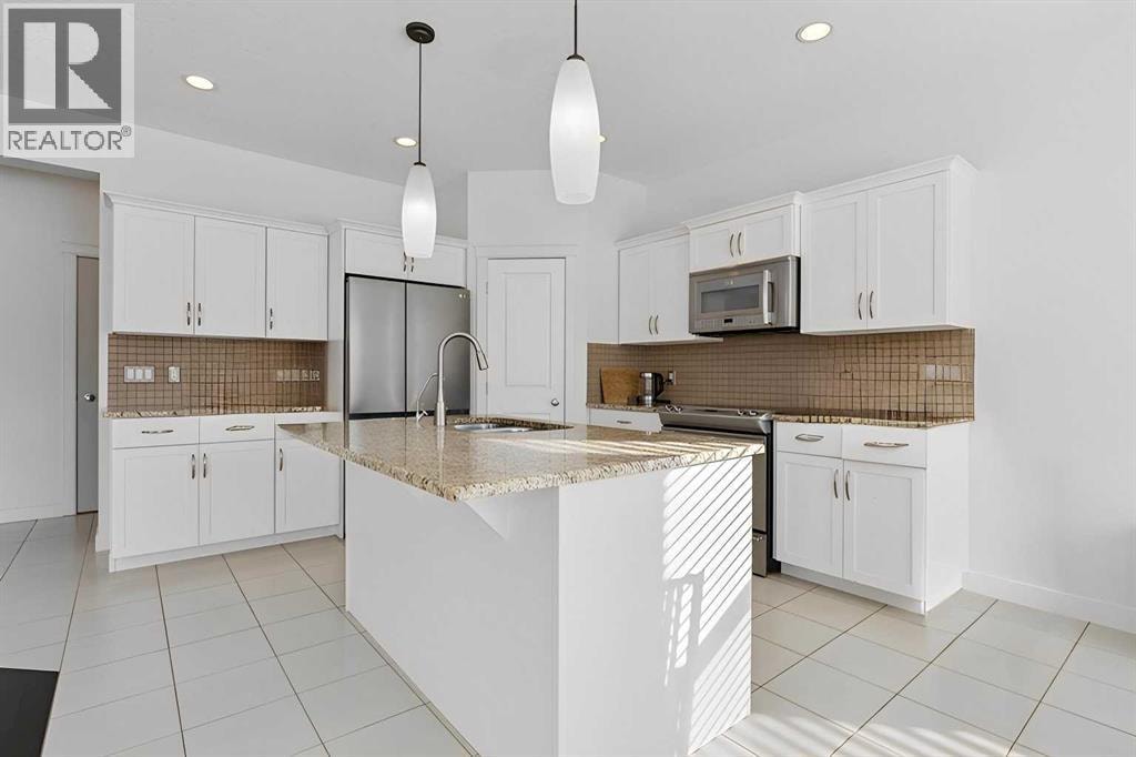 47 Everbrook Crescent SW — photo 5