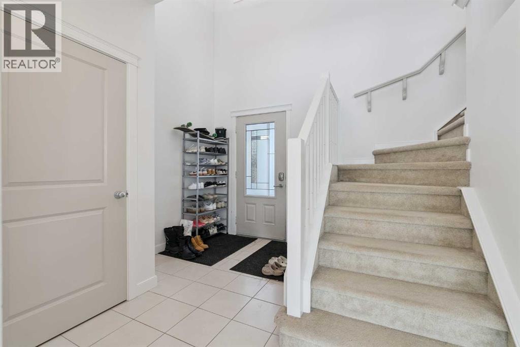 47 Everbrook Crescent SW — photo 4